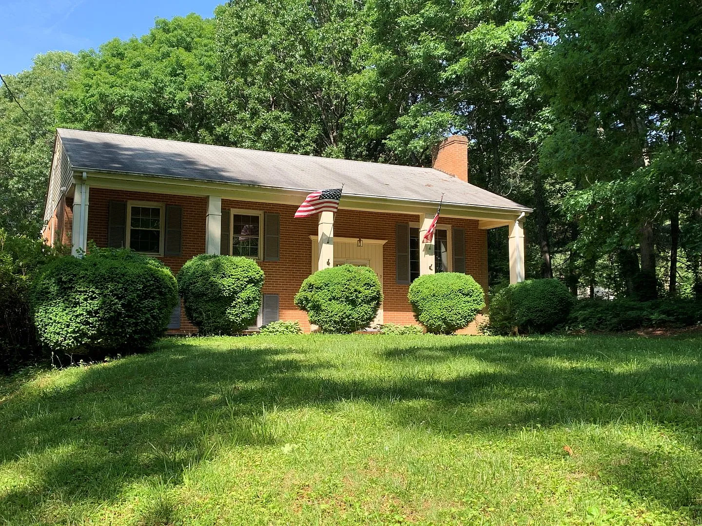 Split Foyer Home in Rustburg — Photo 1