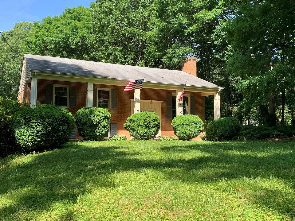439 Rocky Rd