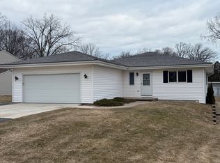 2531 Finger Rd #A, Green Bay, WI 54302