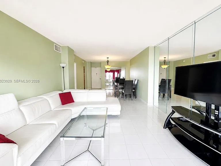 1950 S Ocean Dr #8K — Photo 6