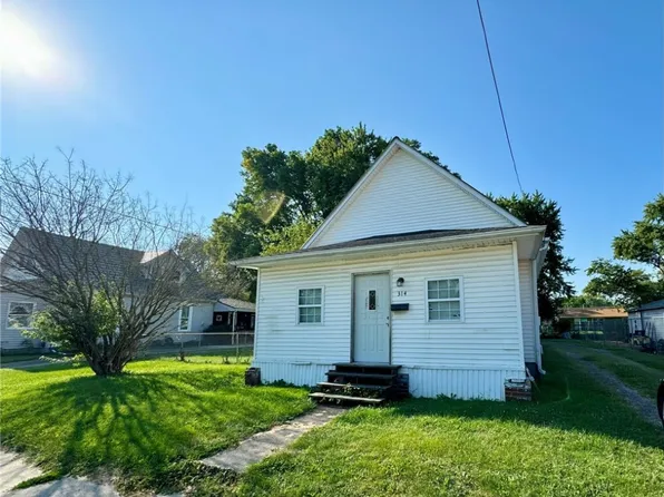 314 E West St, Georgetown, IL 61846