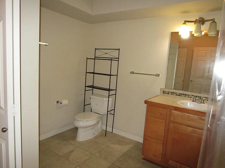 13421 97th Ave E #107 — Photo 8