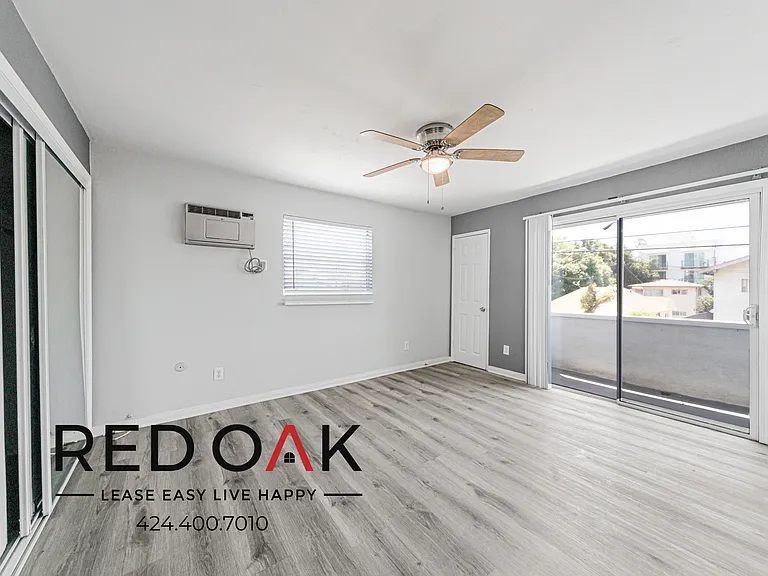 1032-1036 S Normandie Ave #1036-9 — Photo 3