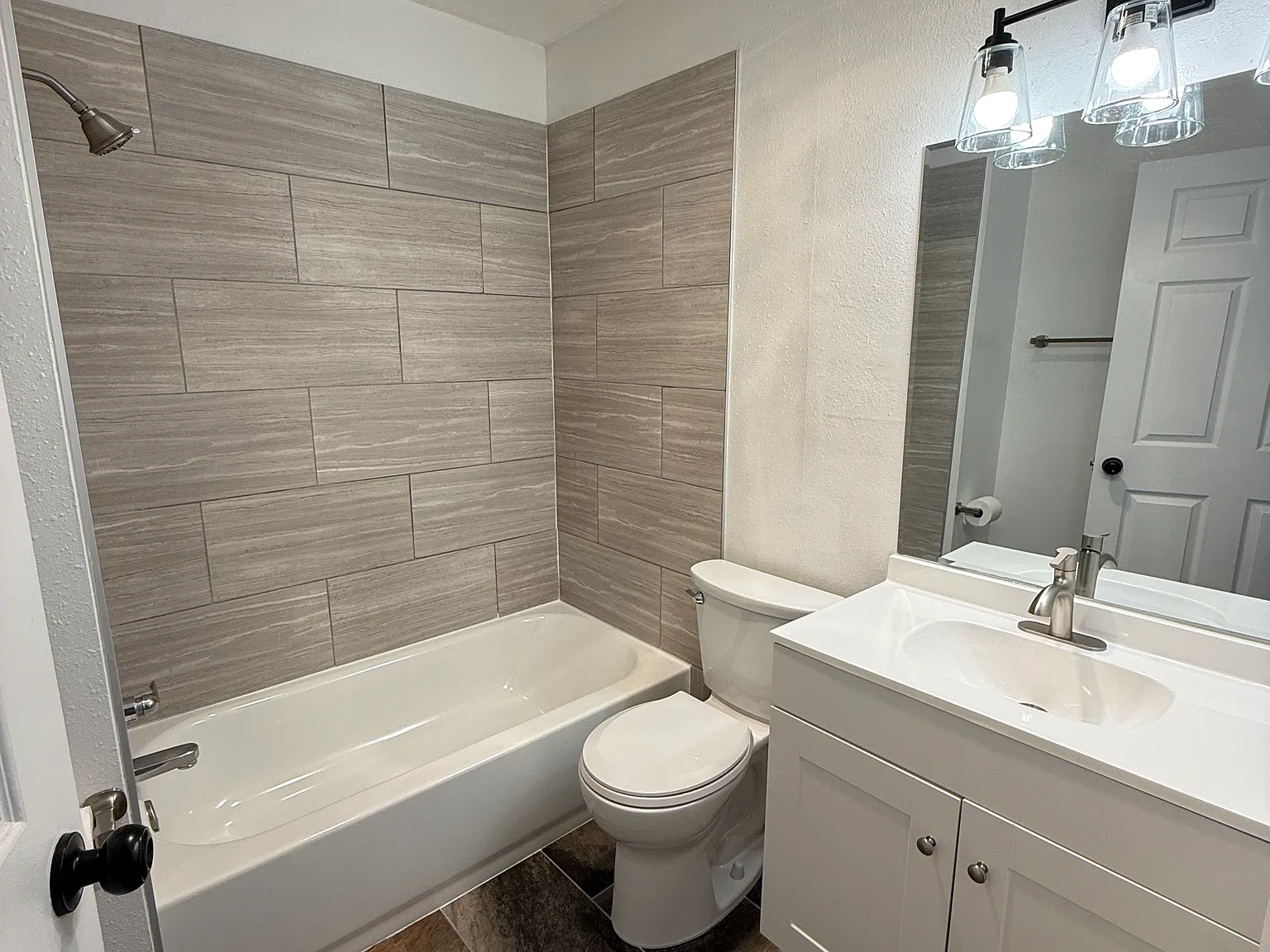 2 bed, 775 sqft, $1,395 — Photo 4