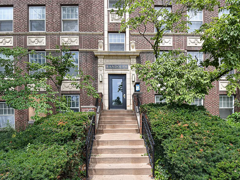321 Belt Ave #201 — Photo 1