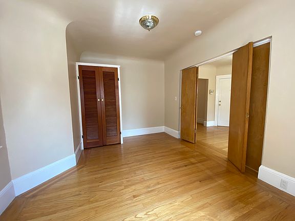 4th image of 4095 Cesar Chavez St #3