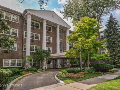1025 Randolph St APT 208, Oak Park, IL, 60302