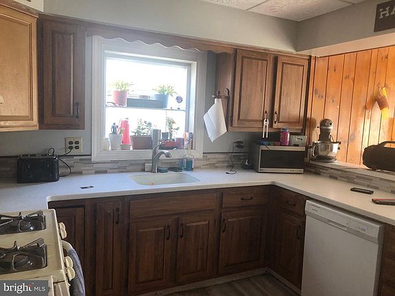 5th image of 418 Cleveland Ave