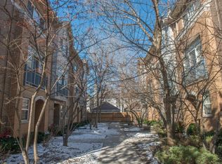 1824 N Rockwell St UNIT F, Chicago, IL 60647