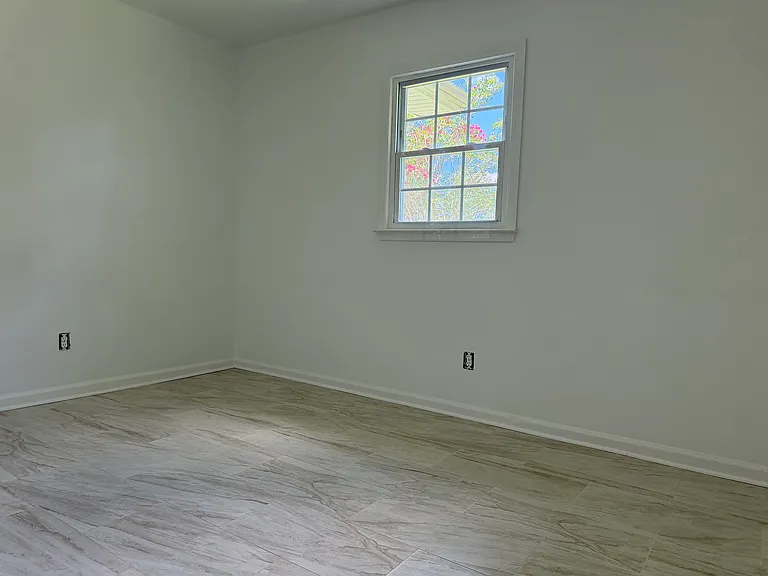 230 Stonebrook Dr — Photo 12