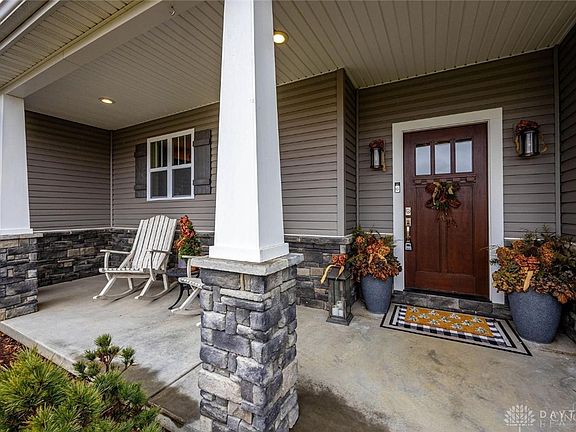 5th image of 119 Kelly Dr