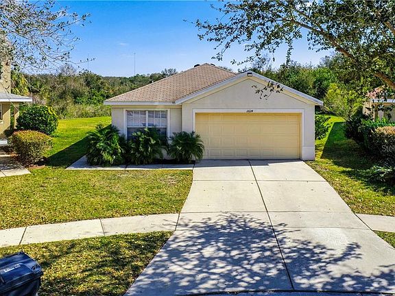 2nd image of 11624 Hammocks Glade Dr