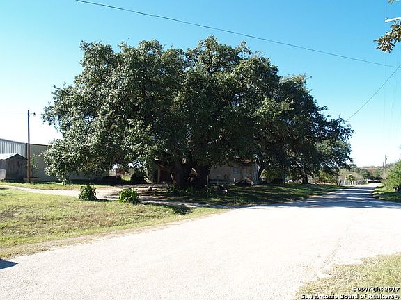 3rd image of 198 County Road 6720