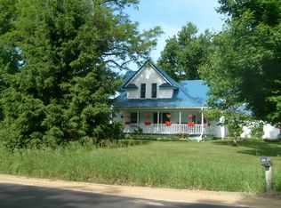 4131 N Charlton Park Rd, Hastings, MI 49058