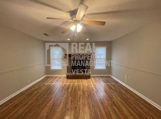 203 Larry Dr, Centerville, GA 31028