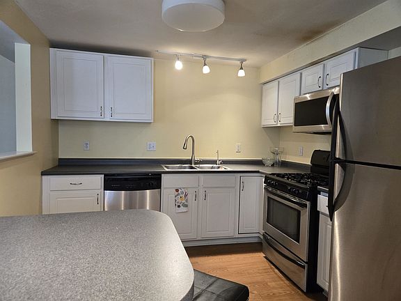 2nd image of 35 Collins Landing Road #32