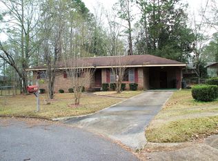 307 Taurus Cir, Dothan, AL 36301