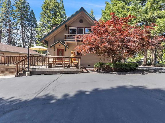 2nd image of 3686 Woodlake Dr