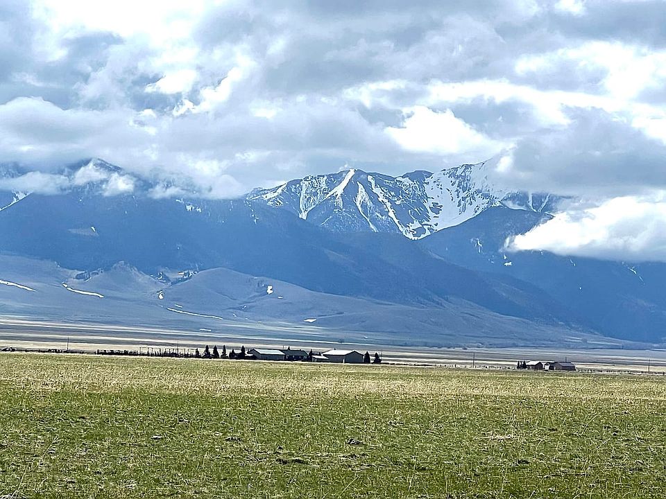 Tract B looking at the Madisons