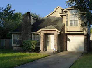 8626 Elm Lake Dr, Houston, TX 77083