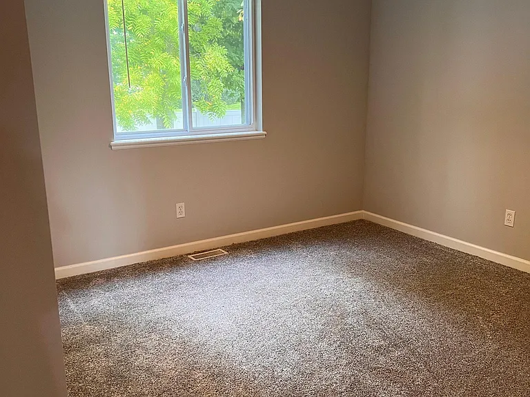 1257 Forest Hollow Ct SE — Photo 7