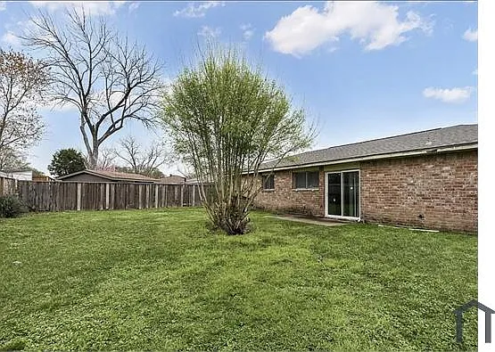 9311 Golden Wood Ln — Photo 11