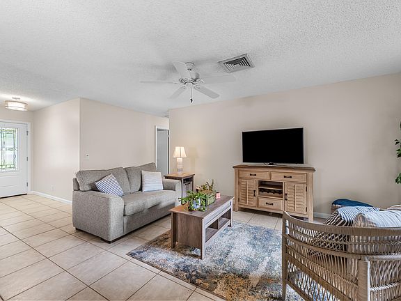 4th image of 8974 SE Bobo Court