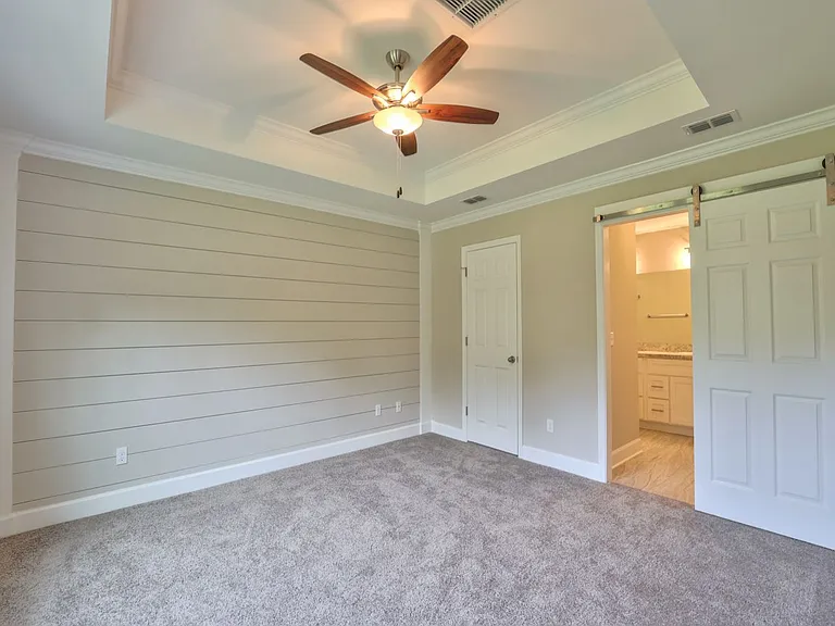 927 Chase Creek Cir — Photo 8