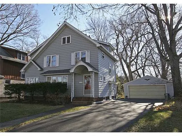 155 Barry Rd photo 1