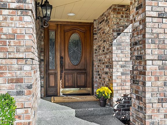 4th image of 2936 Benjamin Court SE