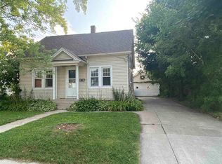 1010 N Badger Ave, Appleton, WI 54914