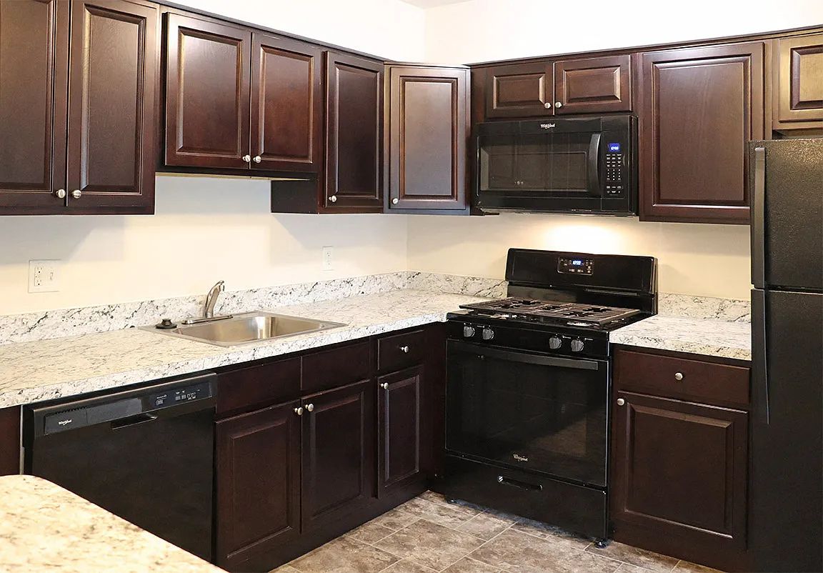 Wynnewood Park Apartments — Photo 4