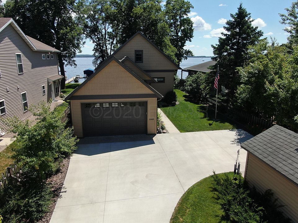 1st image of 1089 N Shore Dr