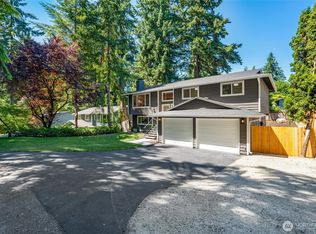 20126 81st Ave W, Edmonds, WA 98026