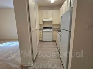 2705 Mayfair Dr #H-202, Wilmington, NC 28403