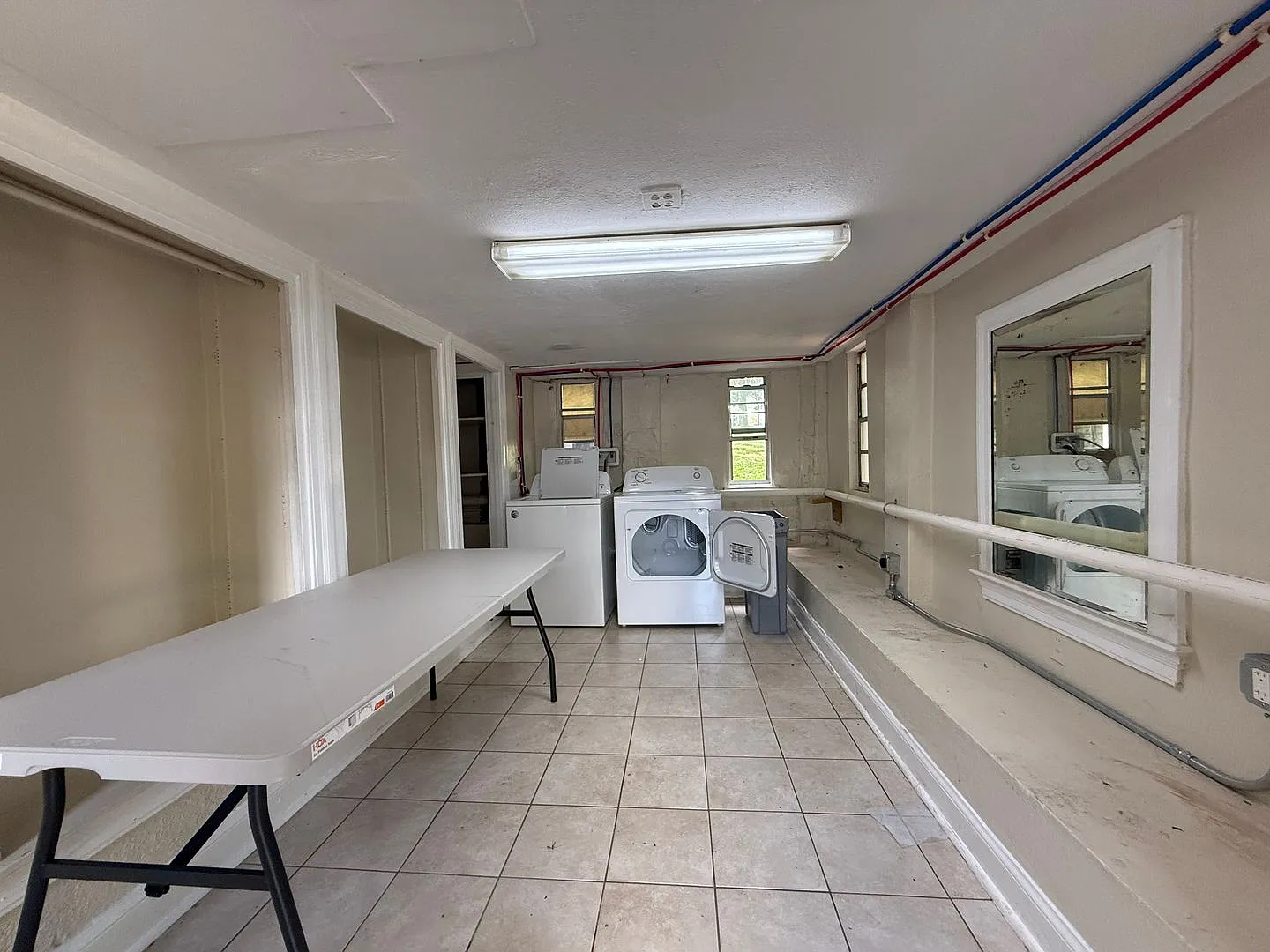 Downstairs Units In Downtown Tallahassee! — Photo 2