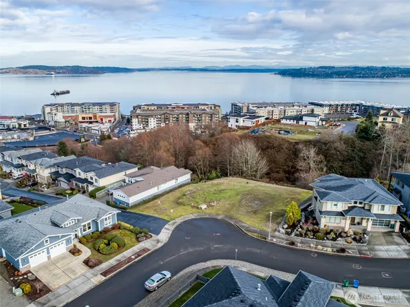 4919 N Villard Street, Ruston, WA 98407