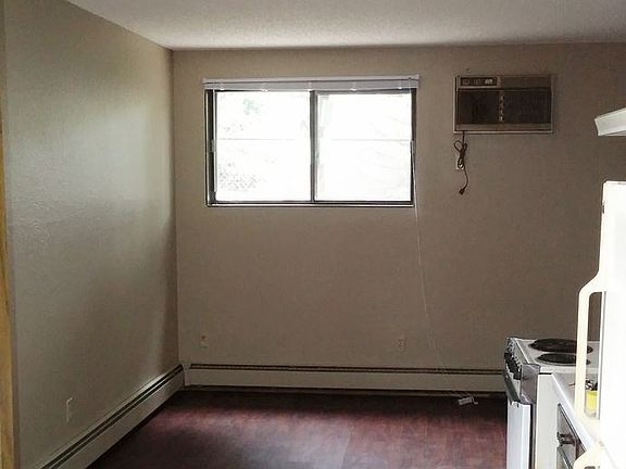 5th image of 1449 Park St