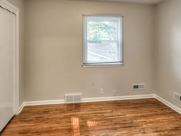 3511 S 107th Avenue Cir — Photo 14