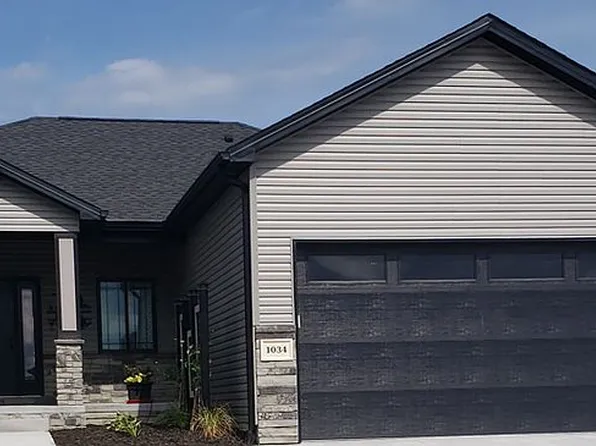 1115 Kantor Ln, Hickman, NE 68372