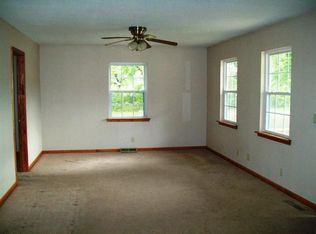 1015 W 3rd St, Joplin, MO 64801