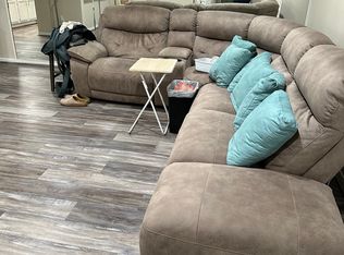 1927 Jones St, Rosenberg, TX 77471