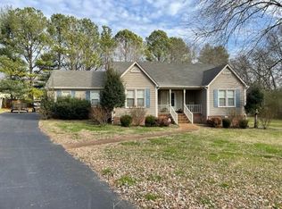 1408 Spainwood St, Columbia, TN 38401
