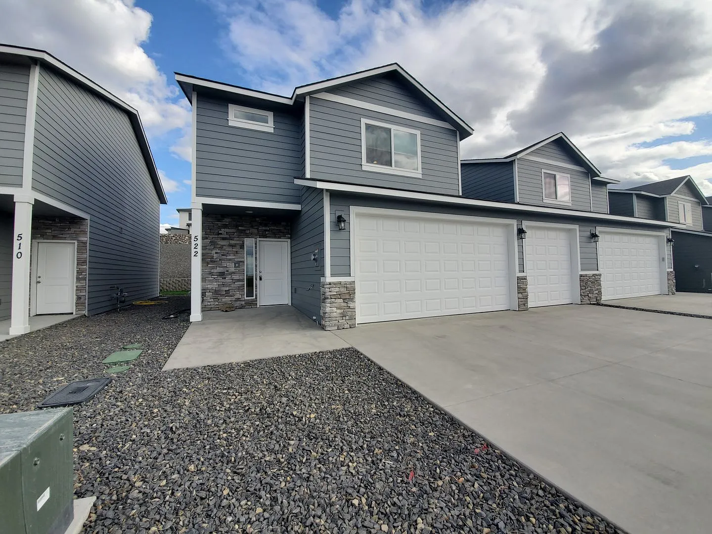 522 Bedrock Loop, West Richland - Experience the Best of West Richland Living! — Photo 2