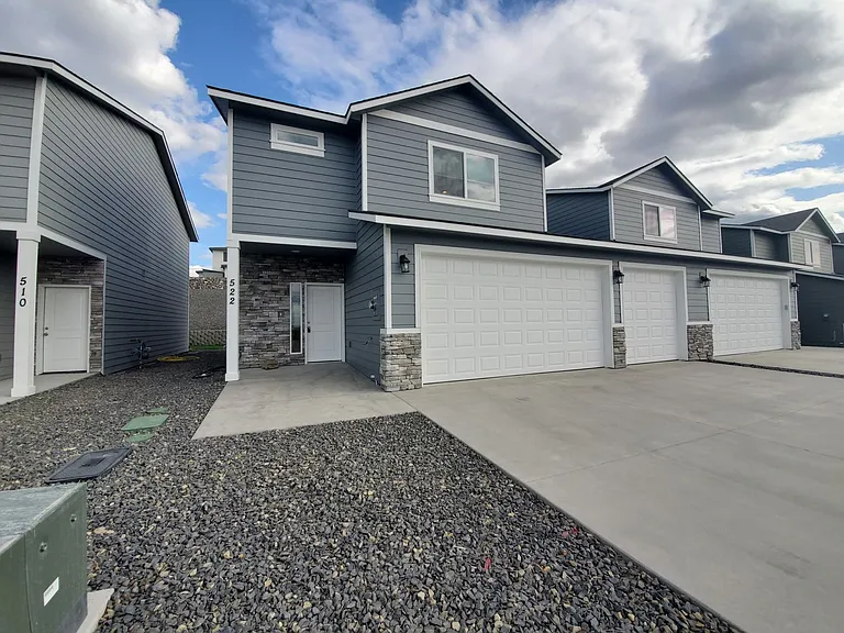 522 Bedrock Loop — Photo 2