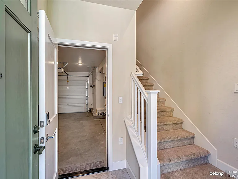 389 Basswood Cmn #10 — Photo 5