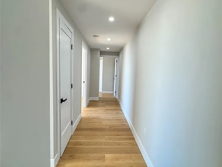 30-85 31st St #5D — Photo 14