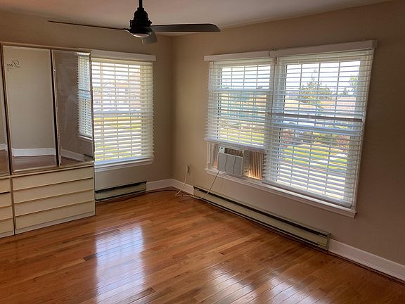 5th image of 8 Guy Lombardo Ave #2