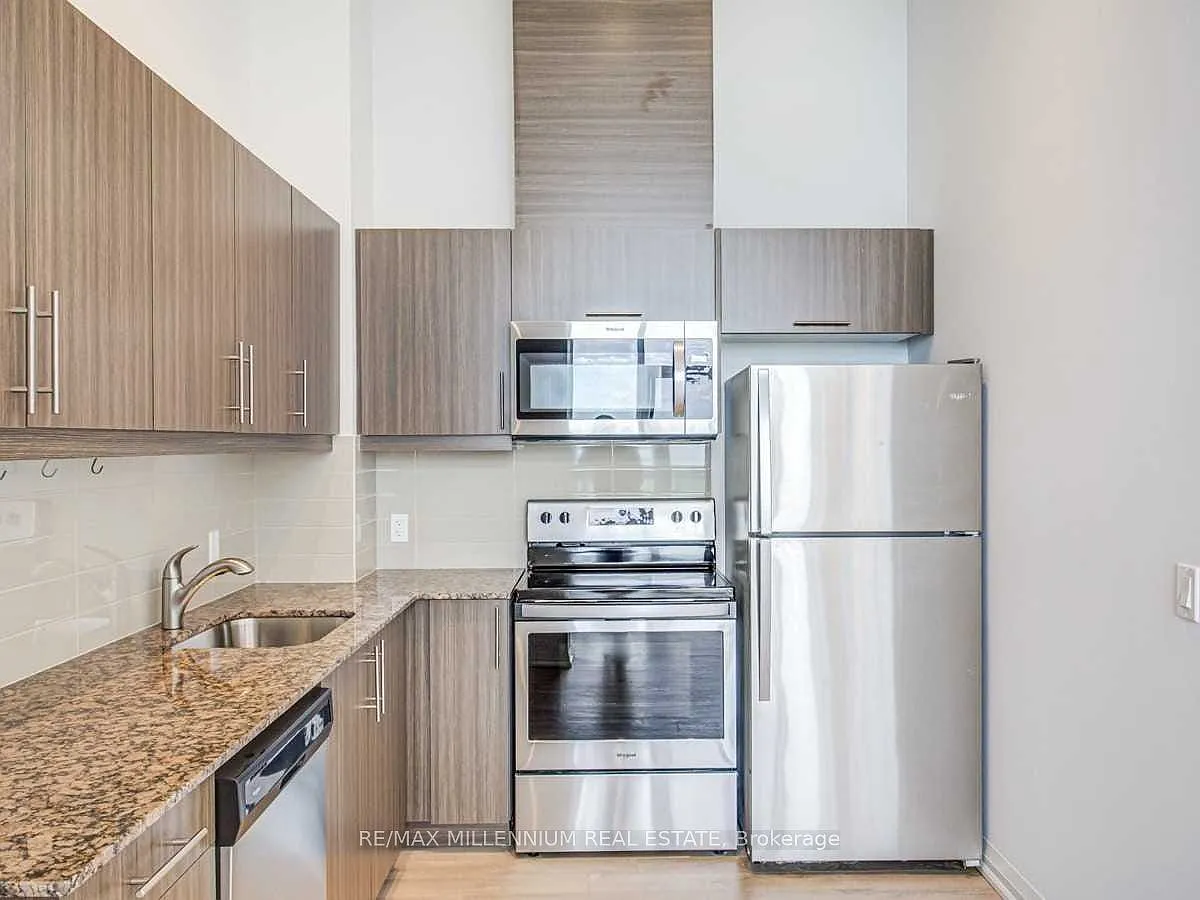 3 bed, $2,950 — Photo 4