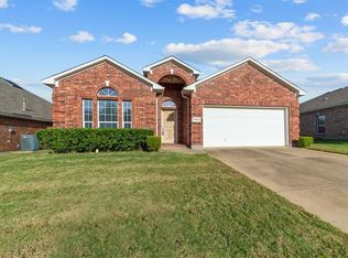 7903 Raton Ridge Ln, Arlington, TX 76002